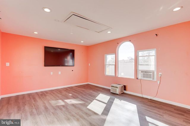 7815 FAIRGREEN RD, Baltimore, MD 21222