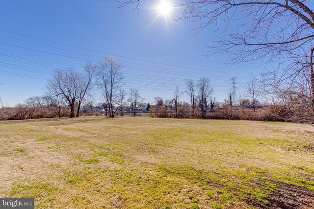 7815 FAIRGREEN RD, Baltimore, MD 21222
