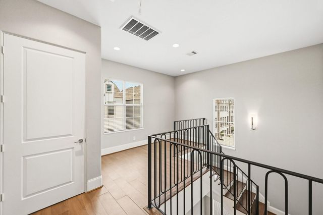 11119 Savannah Oaks Lane, Houston, TX 77043