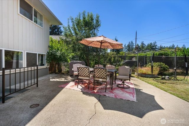 8515 94th Street SW, Lakewood, WA 98498