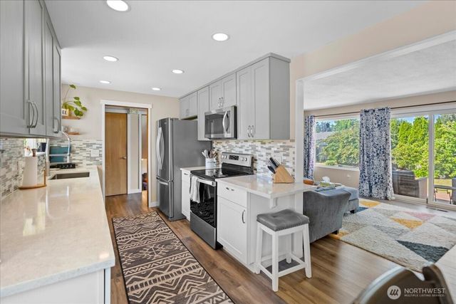 8515 94th Street SW, Lakewood, WA 98498