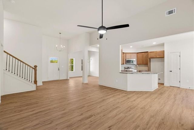 171 Duke Drive NE, Calhoun, GA 30701