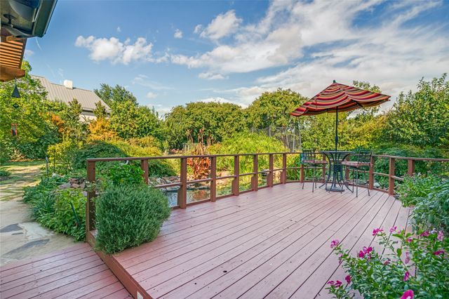 4731 N Lindhurst Avenue, Dallas, TX 75229