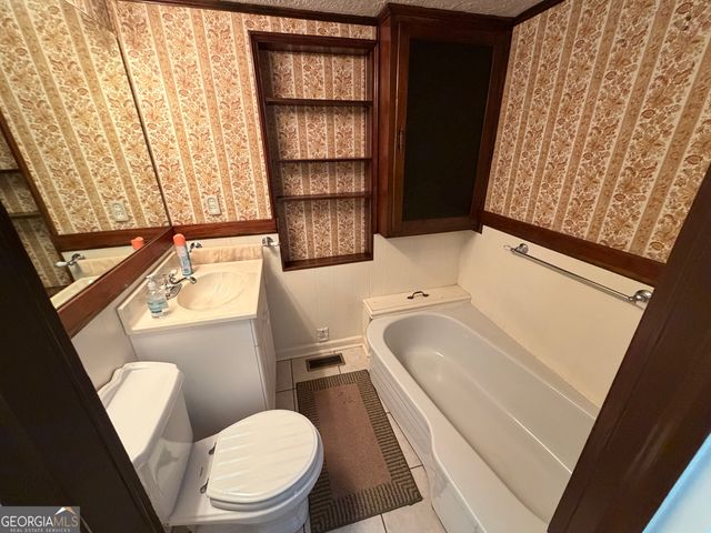 3782 Snapfinger Road, Lithonia, GA 30038