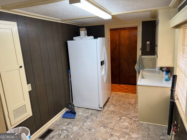 3782 Snapfinger Road, Lithonia, GA 30038