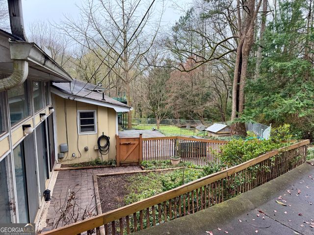 3782 Snapfinger Road, Lithonia, GA 30038