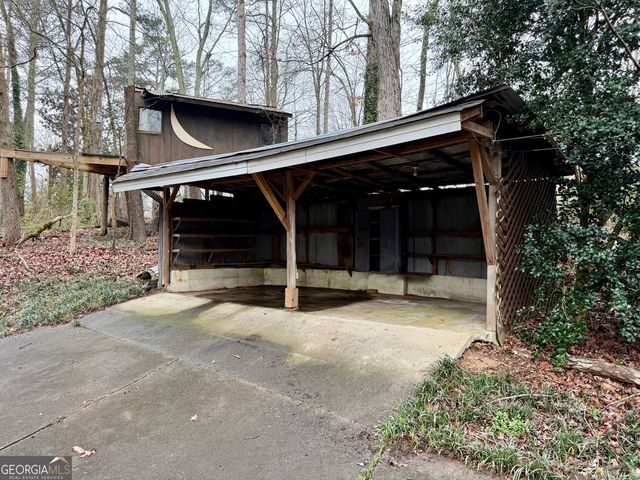 3782 Snapfinger Road, Lithonia, GA 30038