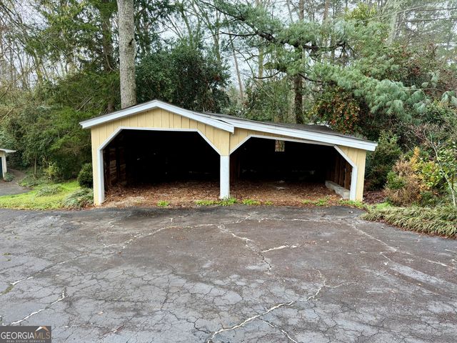 3782 Snapfinger Road, Lithonia, GA 30038