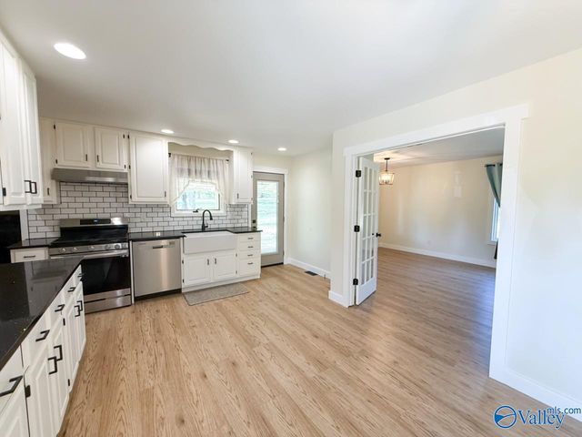 796 S Old Six Mile Road, Somerville, AL 35670