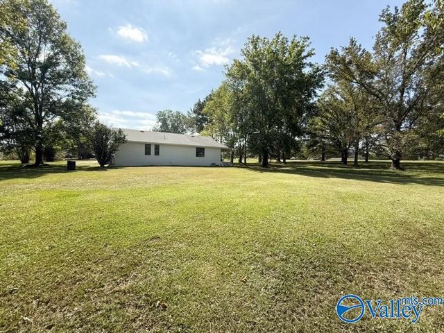 796 S Old Six Mile Road, Somerville, AL 35670