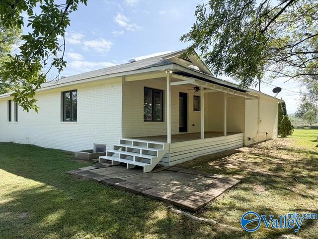 796 S Old Six Mile Road, Somerville, AL 35670