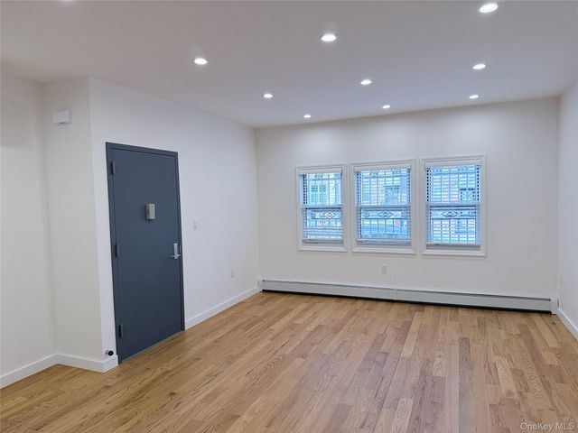 4018 50th Avenue Apt 1, Sunnyside, NY 11104