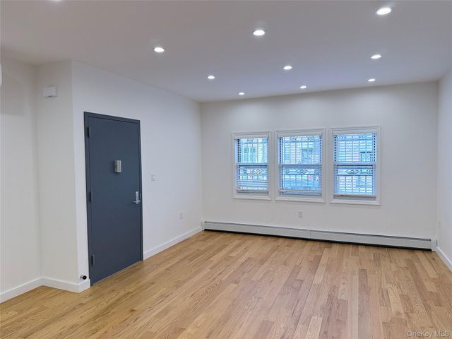 4018 50th Avenue Apt 1, Sunnyside, NY 11104