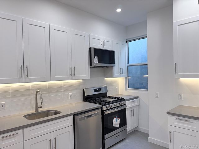 4018 50th Avenue Apt 1, Sunnyside, NY 11104