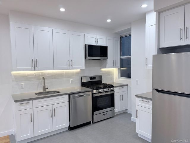 4018 50th Avenue Apt 1, Sunnyside, NY 11104