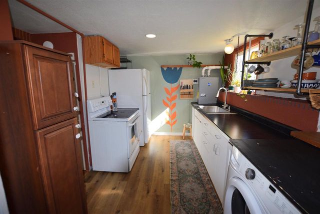 842 12TH AVENUE, Green Bay, WI 54304