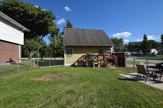 842 12TH AVENUE, Green Bay, WI 54304
