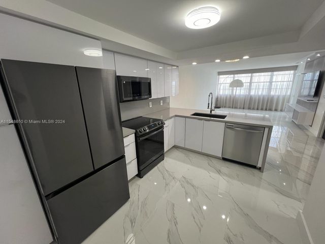 1301 NE Miami Gardens Dr 1101W, Miami, FL 33179