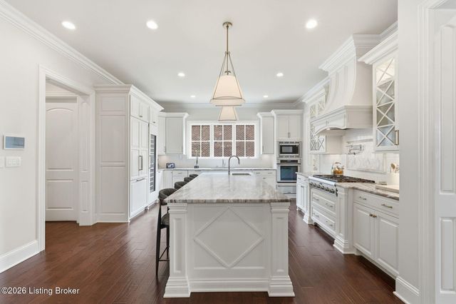 8220 Spring Glade Pl, Prospect, KY 40059