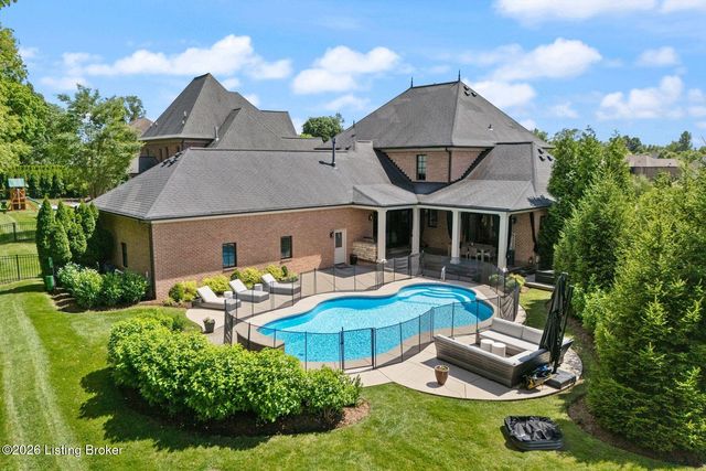 8220 Spring Glade Pl, Prospect, KY 40059