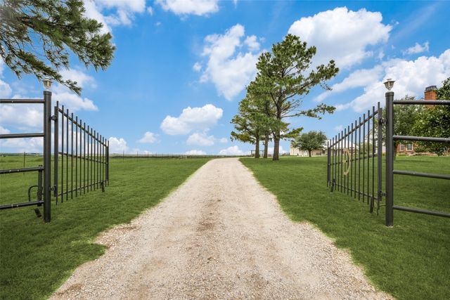 2094 Fm 1288 S, Bellevue, TX 76228
