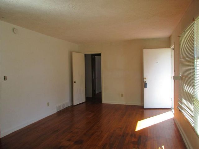 1964 Pinedale Place, Decatur, GA 30032