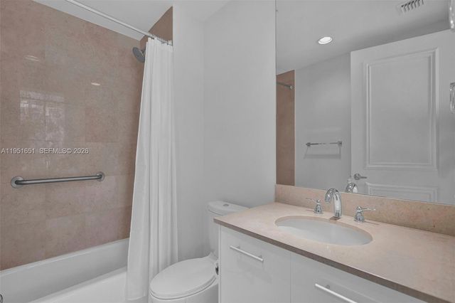 2711 S Ocean Dr 2306, Hollywood, FL 33019