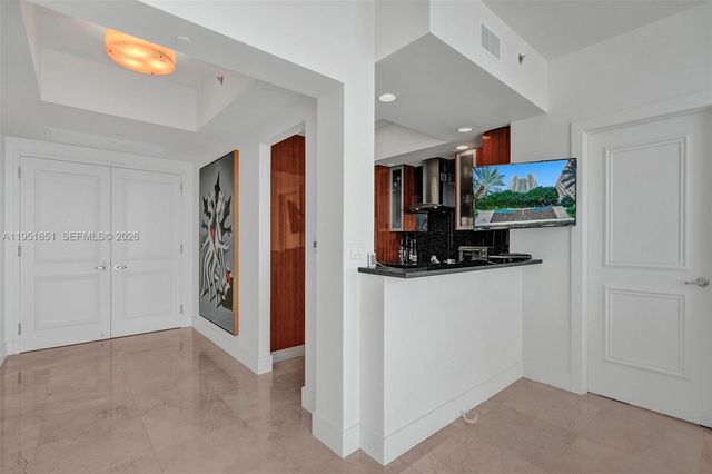 2711 S Ocean Dr 2306, Hollywood, FL 33019