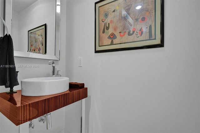 2711 S Ocean Dr 2306, Hollywood, FL 33019