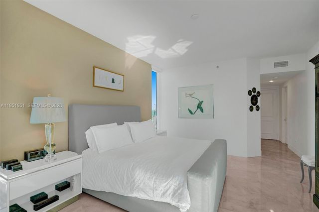 2711 S Ocean Dr 2306, Hollywood, FL 33019