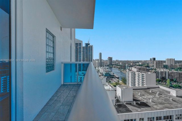 2711 S Ocean Dr 2306, Hollywood, FL 33019