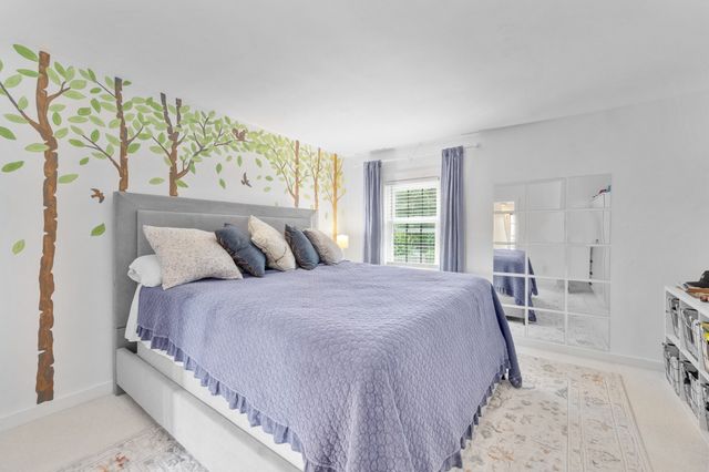 31 Merrimac St 31, Amesbury, MA 01913