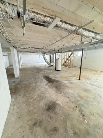 83 Cold Springs Drive, Lancaster, KY 40444