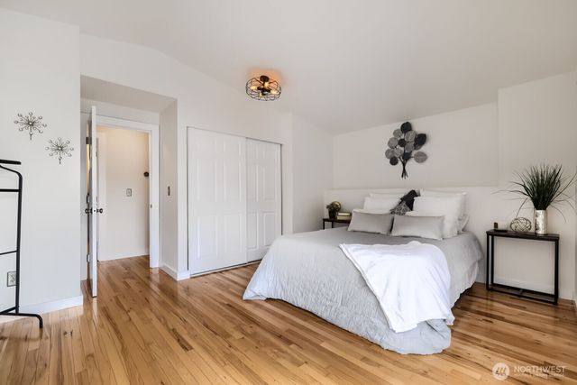 22414 18th Avenue SE, Bothell, WA 98021