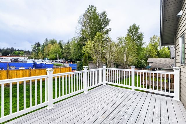 22414 18th Avenue SE, Bothell, WA 98021