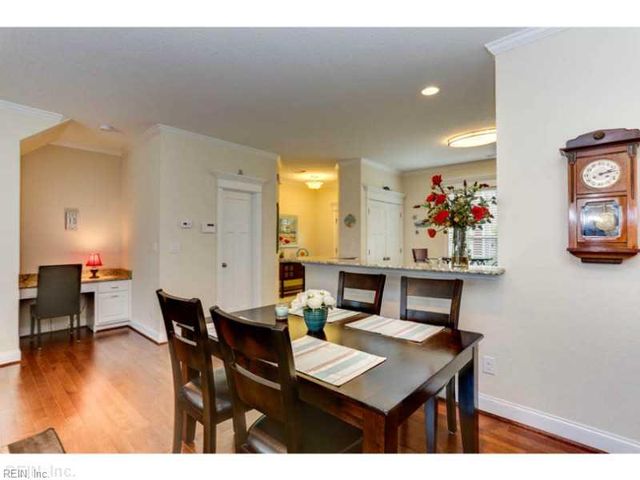 610 Towhee LN, Chesapeake, VA 23323