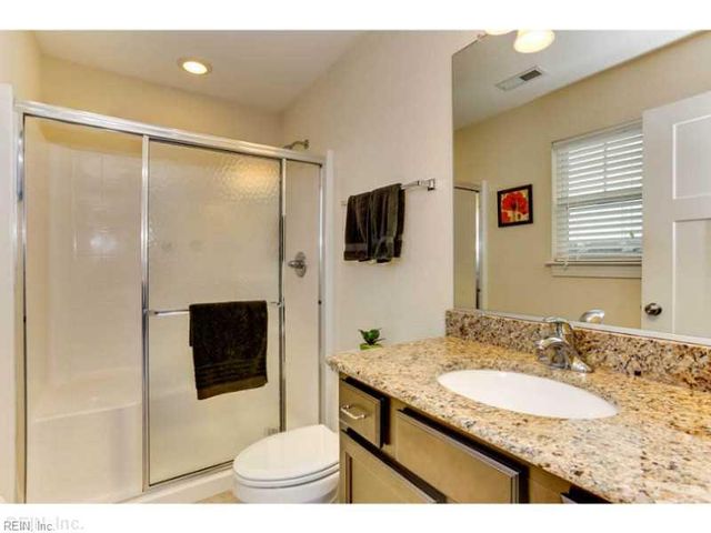 610 Towhee LN, Chesapeake, VA 23323