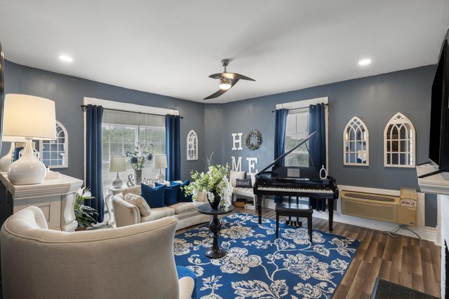828 E Main Street, Stanford, KY 40484