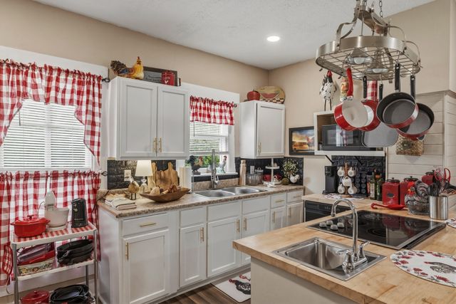 828 E Main Street, Stanford, KY 40484