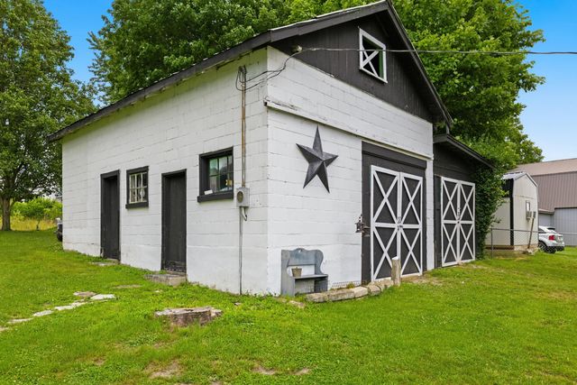 828 E Main Street, Stanford, KY 40484