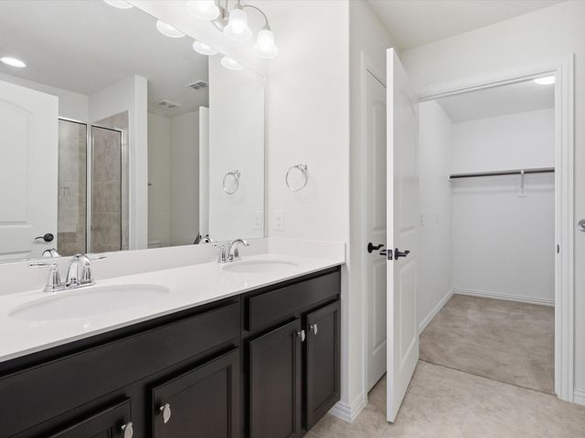 7609 Heritage Drive, Aubrey, TX 76227