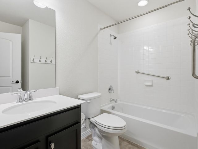 7609 Heritage Drive, Aubrey, TX 76227