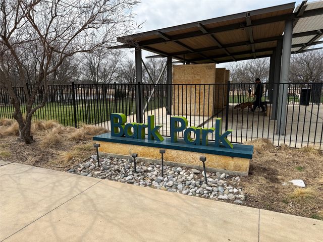 7609 Heritage Drive, Aubrey, TX 76227