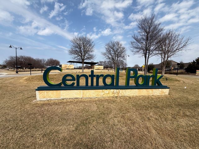 7609 Heritage Drive, Aubrey, TX 76227