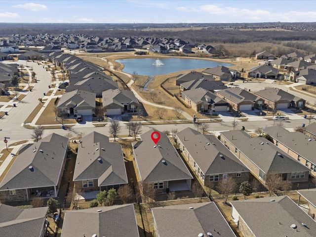 7609 Heritage Drive, Aubrey, TX 76227