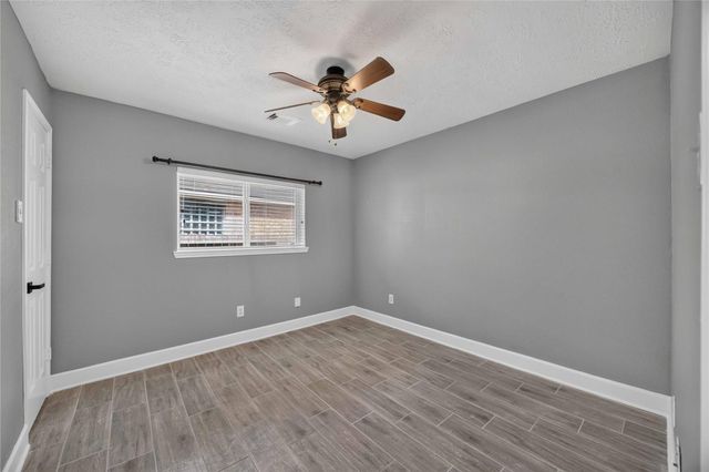 3519 Crescent Drive, Pearland, TX 77584