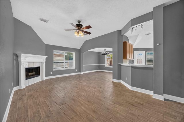 3519 Crescent Drive, Pearland, TX 77584
