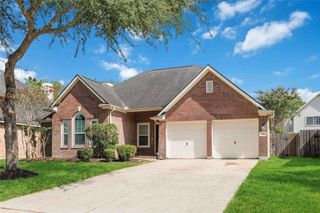3519 Crescent Drive, Pearland, TX 77584