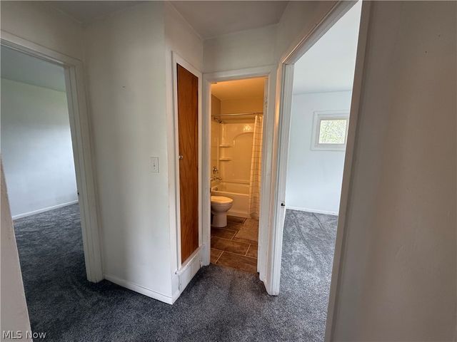 6840 Middlebrook Boulevard, Middleburg Heights, OH 44130