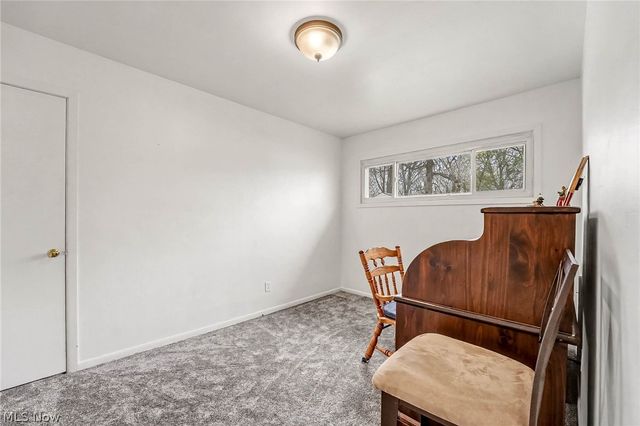 6840 Middlebrook Boulevard, Middleburg Heights, OH 44130